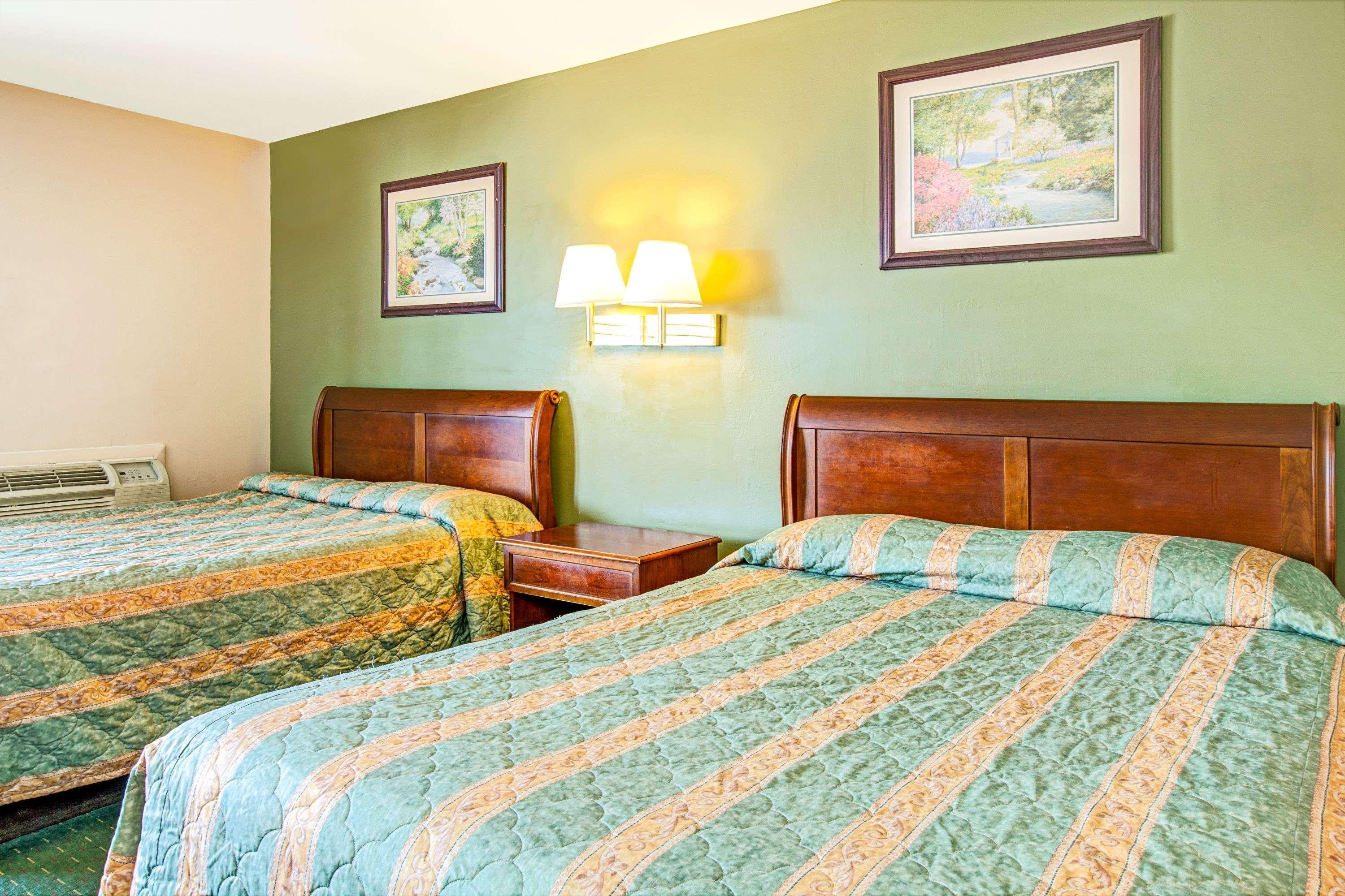 Knights Inn South Hackensasck Саут-Хакенсак Экстерьер фото