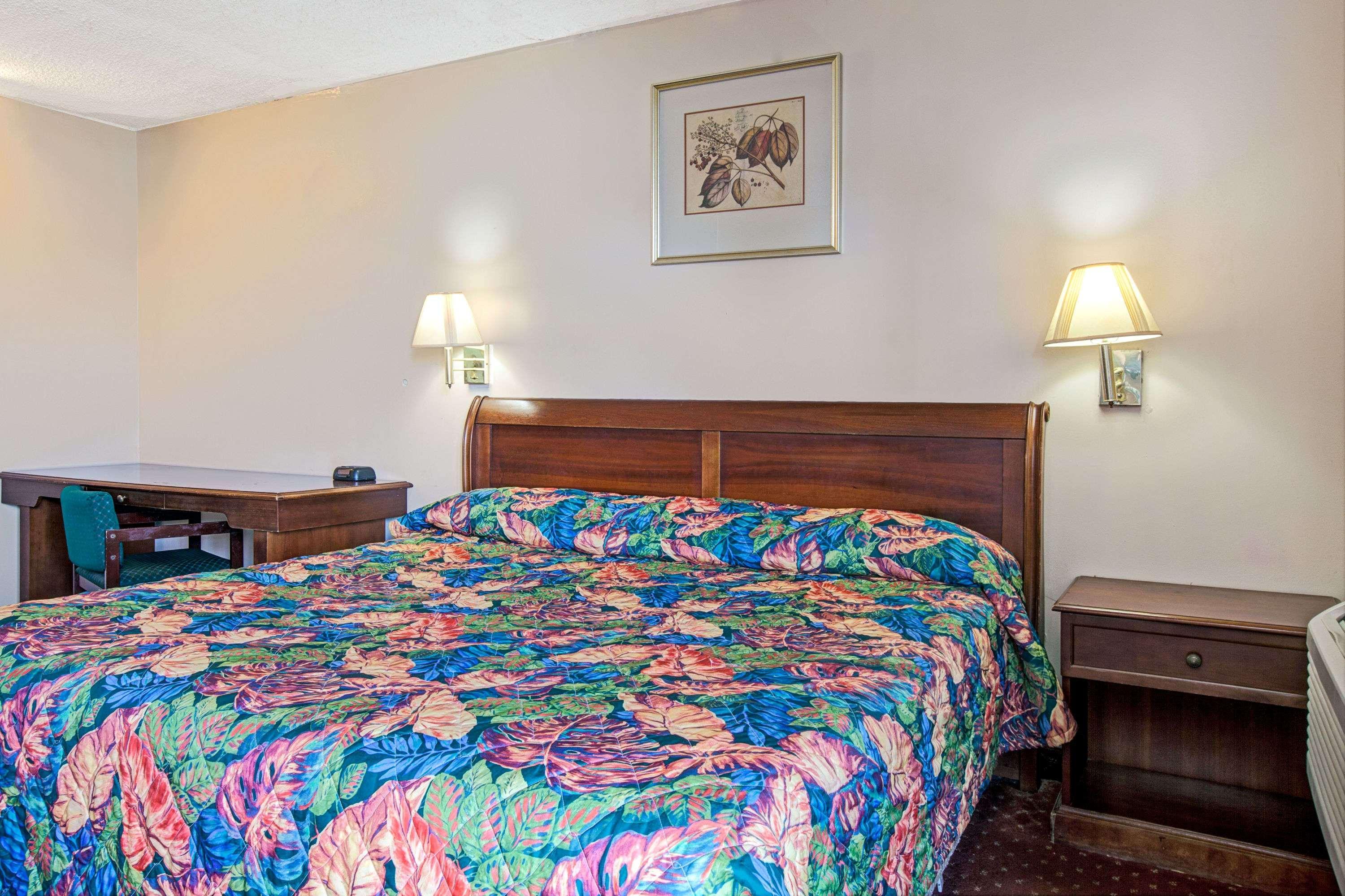 Knights Inn South Hackensasck Саут-Хакенсак Экстерьер фото